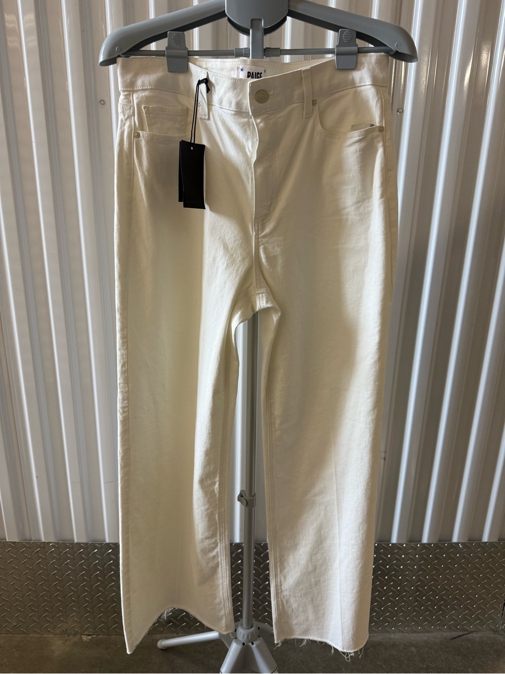 PAIGE Cream Straight-Leg Jeans size 32